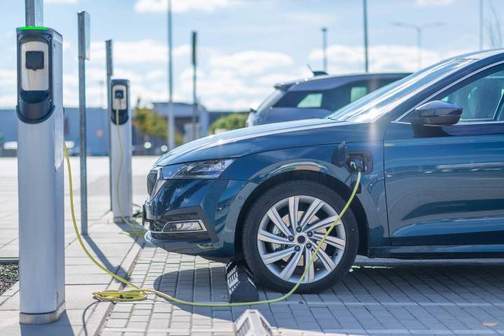 Pose de borne de recharge pour voiture électrique Lisieux